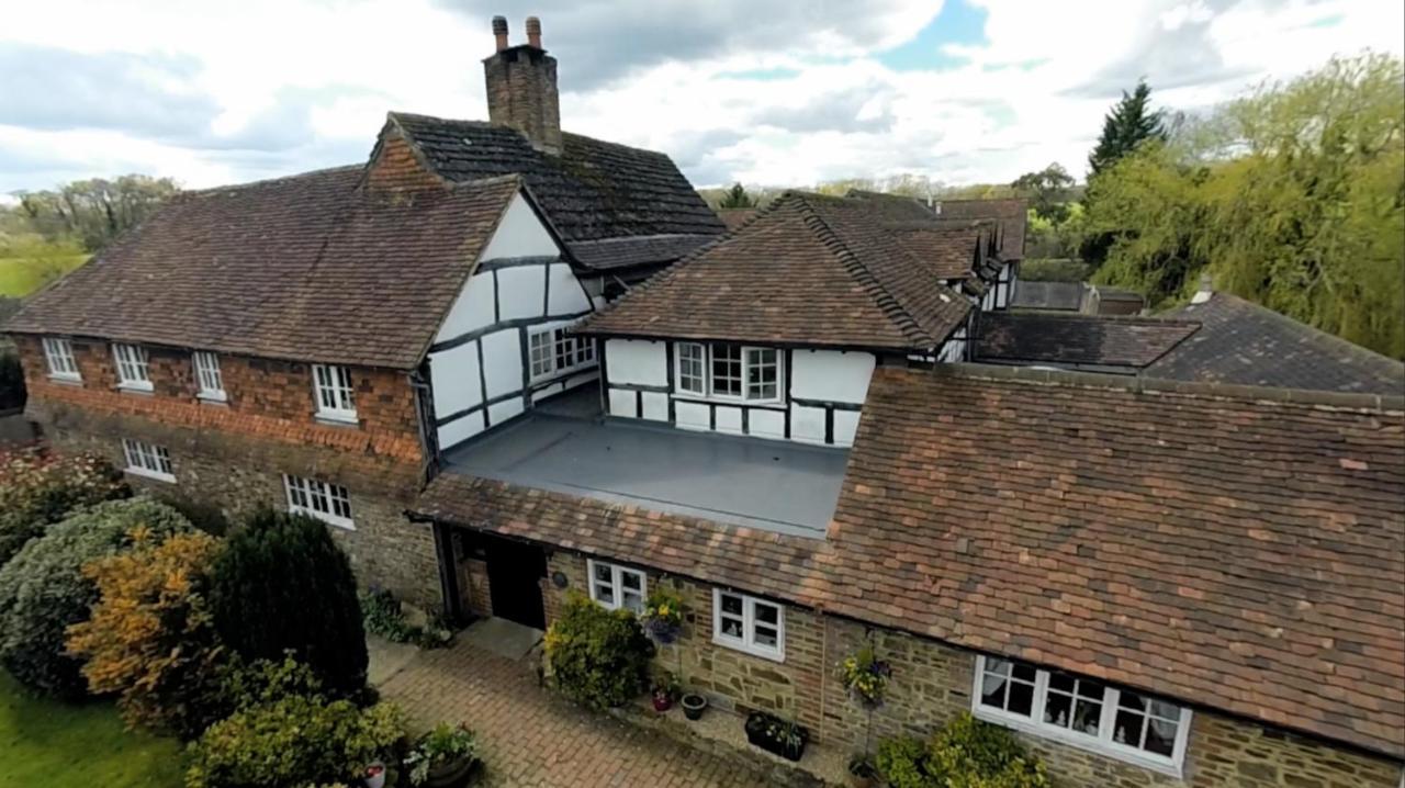 Random Hall Slinfold Exterior foto